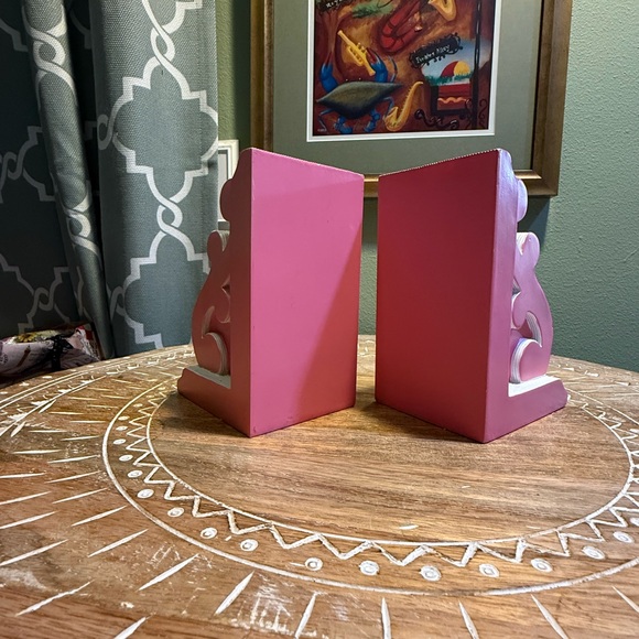 Set of Solid Wood Pink and White Bookends - Picture 15 of 17